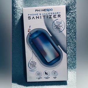U-V-C sanitizer with aromatherapy cleaning area for cellphones household items.